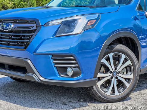 Used 2022 Subaru Forester Limited AWD/4WD image 3