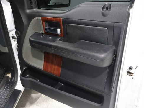 Used 2005 Ford F150 Lariat AWD/4WD image 24