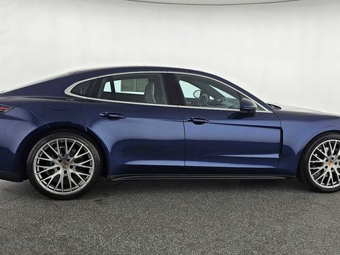 Used 2024 Porsche Panamera 4 image 8
