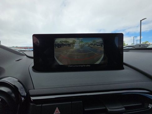 Used 2025 MAZDA MX-5 Miata Club RWD image 18