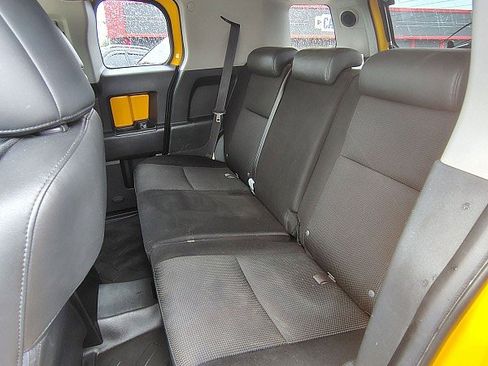 Used 2007 Toyota FJ Cruiser 4WD image 18