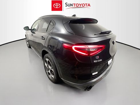 Used 2022 Alfa Romeo Stelvio Ti image 6