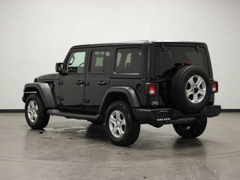 Used 2022 Jeep Wrangler Sport image 6