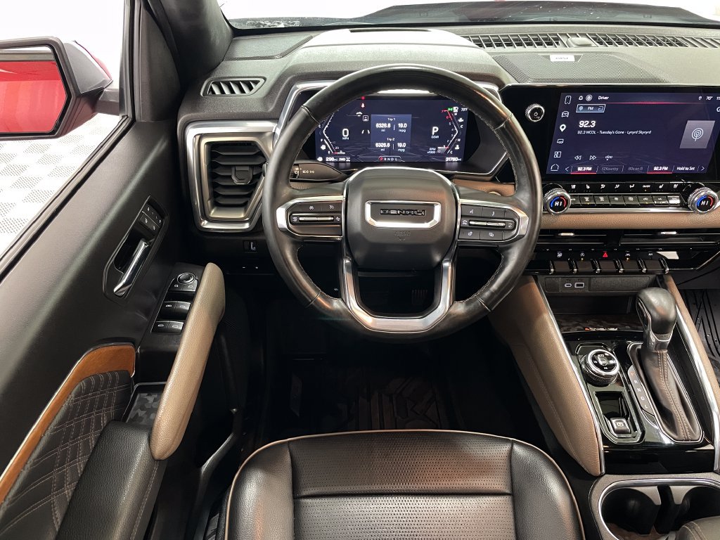 Used 2023 GMC Canyon Denali AWD/4WD image 25