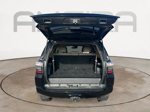 Used 2022 Toyota 4Runner SR5 Premium image 12