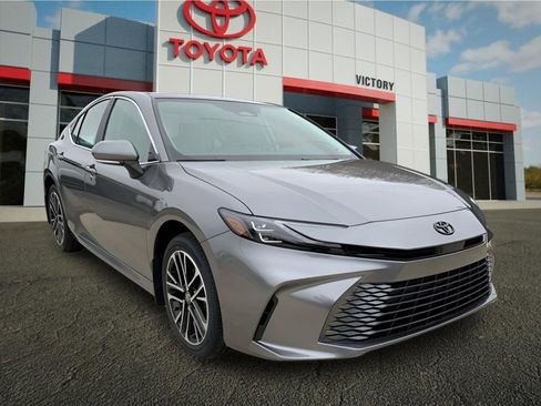 New 2026 Toyota Camry XLE image 7