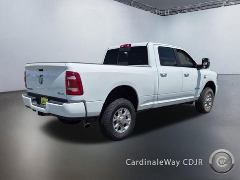 Used 2024 RAM 2500 Laramie AWD/4WD image 3