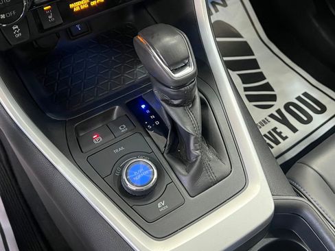 Used 2020 Toyota RAV4 XSE image 29