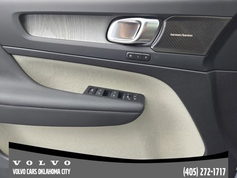 New 2026 Volvo XC40 B5 Ultra w/ Protection Package Premier AWD/4WD image 22