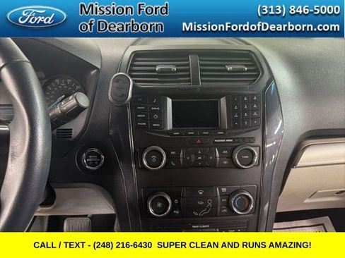 Used 2019 Ford Explorer XLT AWD/4WD image 16