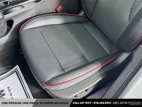 Used 2023 Buick Envision Essence w/ Technology Package I image 20