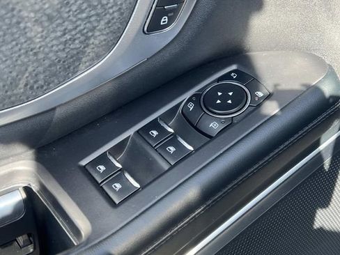 Used 2025 Ford Expedition Tremor AWD/4WD image 19