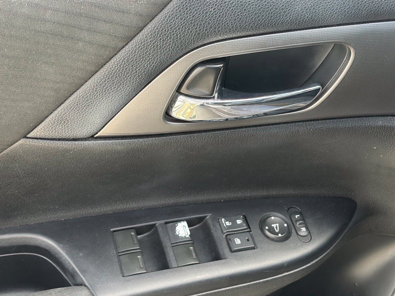 Used 2015 Honda Accord LX image 5