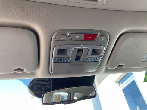 Certified 2024 Kia Telluride EX w/ EX Captain's Chair Package image 18