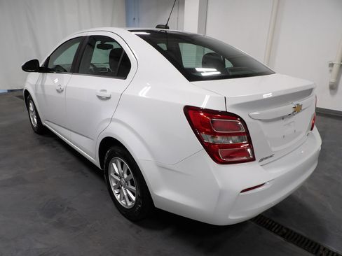 Used 2019 Chevrolet Sonic LT FWD image 7