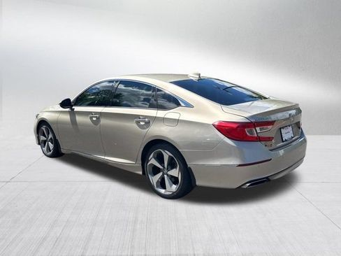 Used 2019 Honda Accord Touring image 8