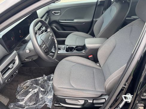 Used 2025 Kia K4 FWD image 27