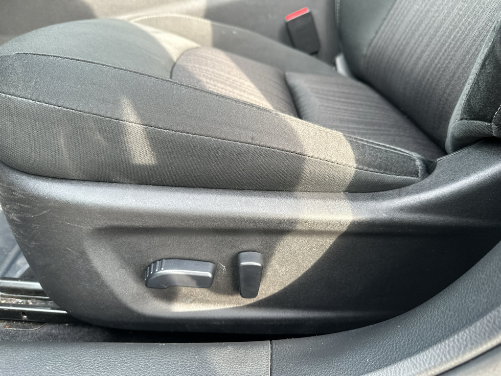 Used 2024 Nissan Altima 2.5 SV FWD image 17