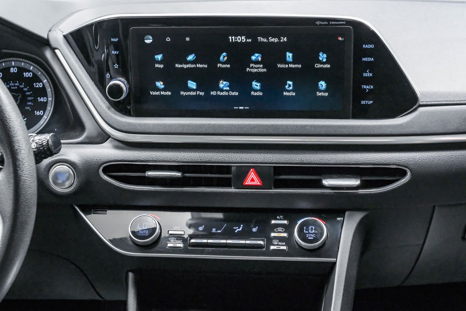 Used 2023 Hyundai Sonata SEL FWD image 16