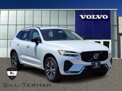 New 2025 Volvo XC60 B5 Core w/ Climate Package