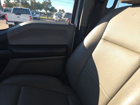 Used 2022 Ford F250 XL w/ Power Equipment Group image 11