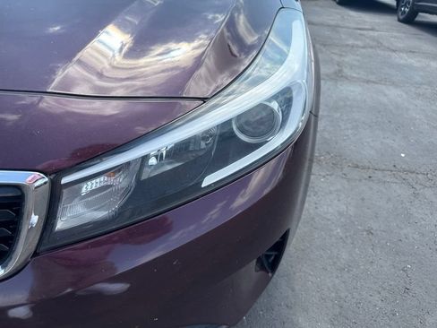 Used 2018 Kia Forte LX w/ LX Popular Package FWD image 9