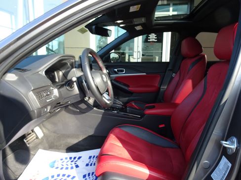 Used 2023 Acura Integra A-Spec image 10