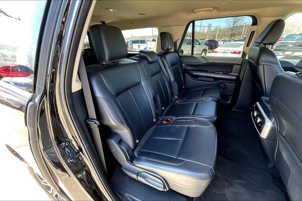 Used 2024 Ford Expedition Max XLT AWD/4WD image 25