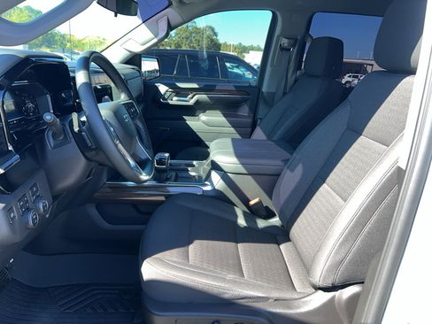 Used 2024 Chevrolet Silverado 1500 LT Trail Boss image 16