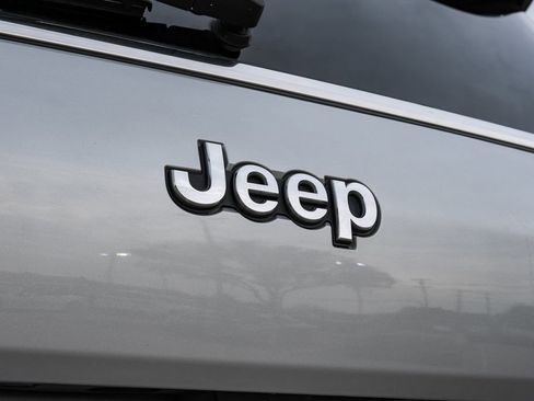 Used 2021 Jeep Grand Cherokee L Overland w/ Luxury Tech Group IV image 58