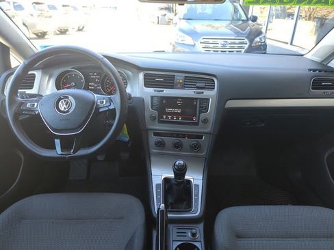 Used 2016 Volkswagen Golf S FWD image 15