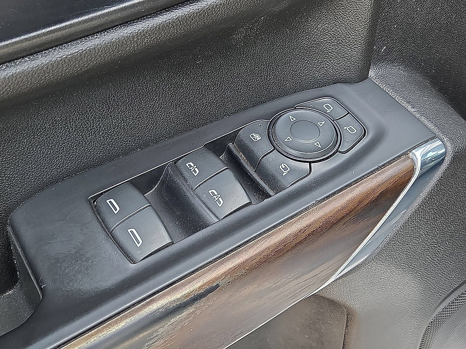 Used 2021 GMC Sierra 1500 SLT AWD/4WD image 23