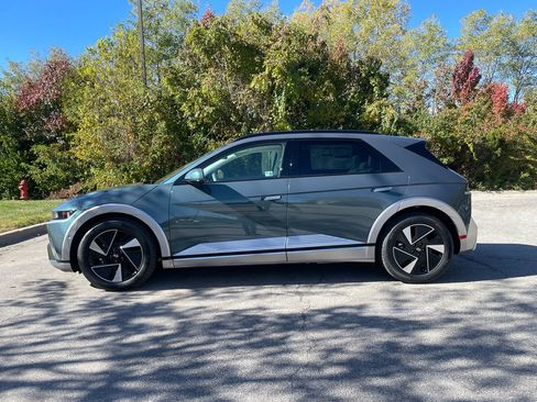 New 2026 Hyundai Ioniq 5 Limited image 2