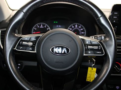 Used 2021 Kia Seltos S FWD image 29