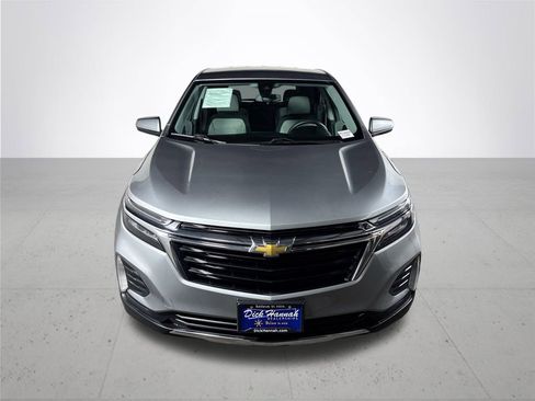 Used 2023 Chevrolet Equinox LT image 3