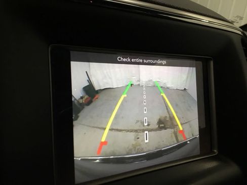 Used 2018 Jeep Grand Cherokee Limited AWD/4WD image 11