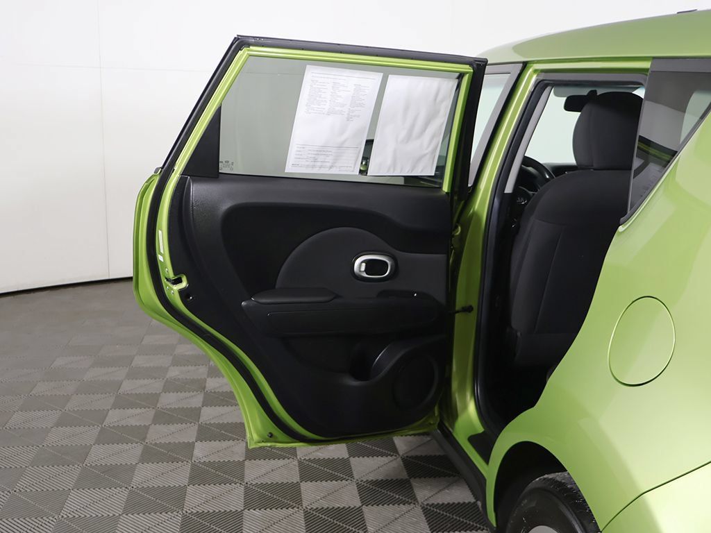 Used 2014 Kia Soul FWD image 15