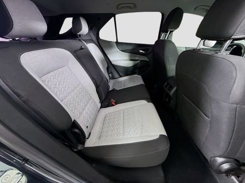 Used 2022 Chevrolet Equinox LS FWD image 24