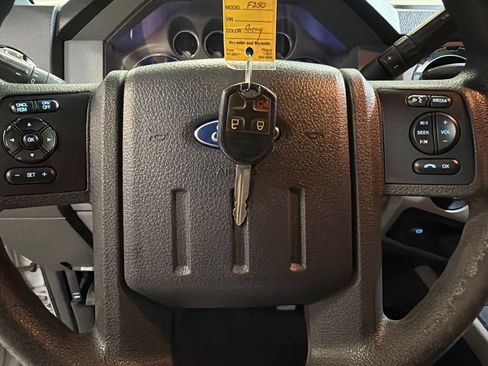 Used 2016 Ford F250 XLT w/ XLT Value Package AWD/4WD image 53