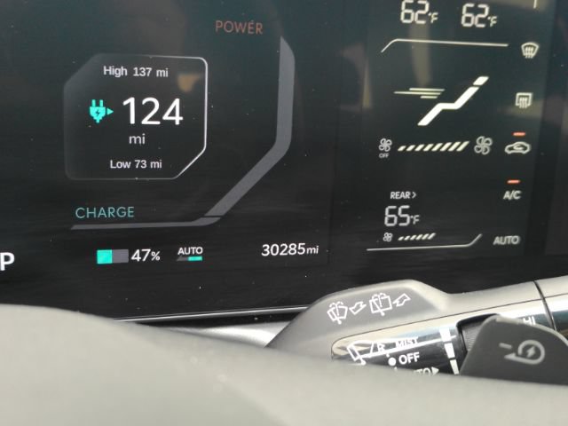 Used 2024 Kia EV9 Light Long Range RWD image 44