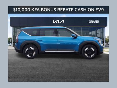 New 2026 Kia EV9 Wind