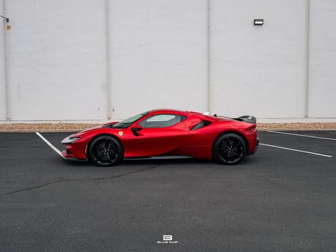 Used 2025 Ferrari SF90 Spider AWD/4WD image 6