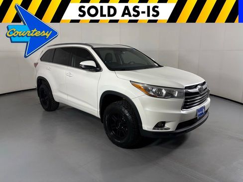 Used 2015 Toyota Highlander Limited w/ Driver Technology Package AWD/4WD image 1