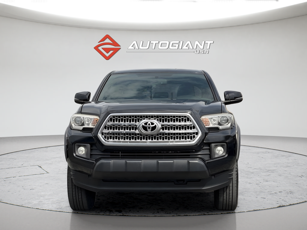 Used 2016 Toyota Tacoma TRD Off-Road AWD/4WD image 12