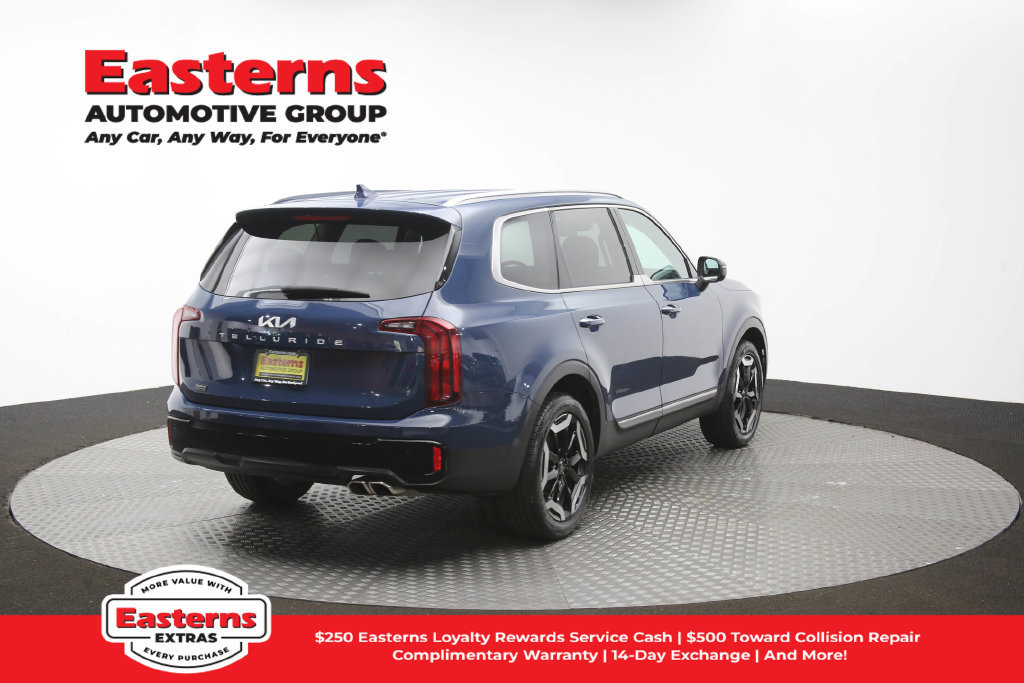 Used 2025 Kia Telluride S FWD image 43