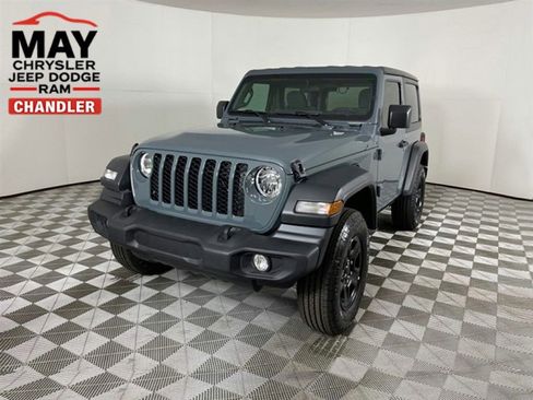 Used 2025 Jeep Wrangler Sport S image 1