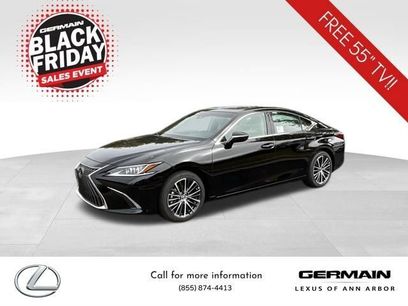 New 2025 Lexus ES 300h w/ Premium Package