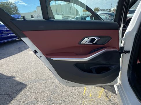 Used 2022 BMW 330i Sedan w/ Driving Assistance Package image 19