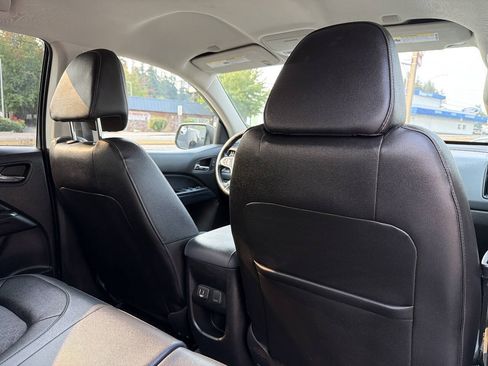 Used 2019 Chevrolet Colorado Z71 AWD/4WD image 31