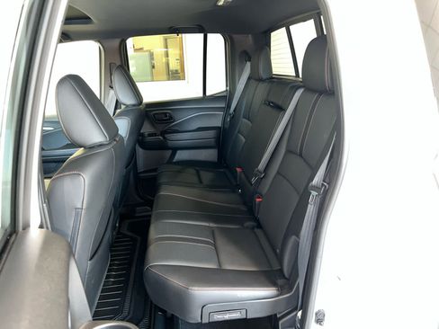 Used 2025 Honda Ridgeline TrailSport image 16